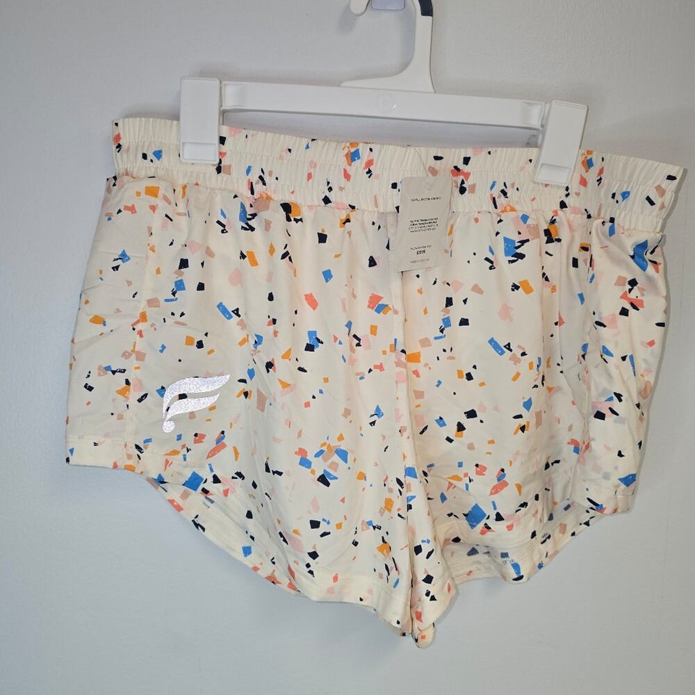 Fabletics Eco Full Speed Run Shorts in a terrazzo geometric pattern sz XL NWT
